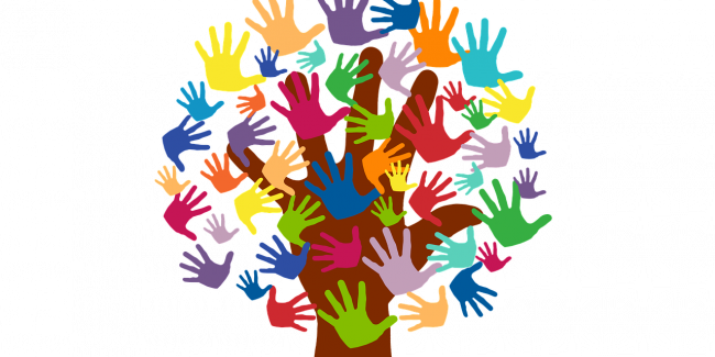 Baum_mit_Haenden-1280×640