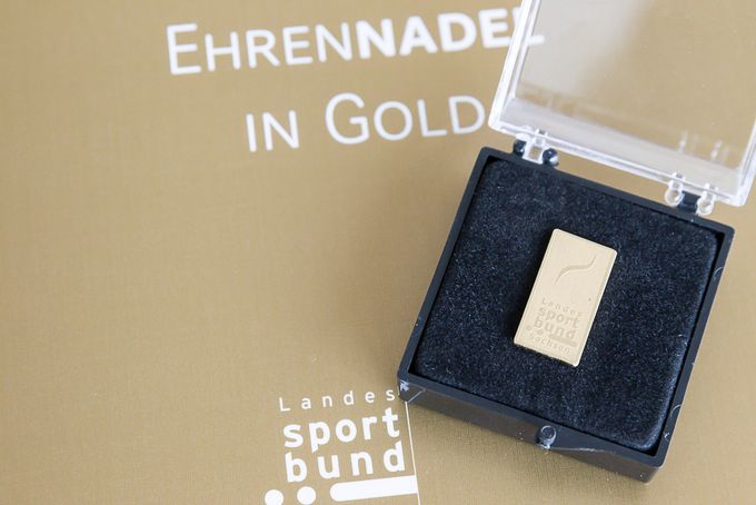 Ehrennadel des Landessportbundes Sachsen in Gold
